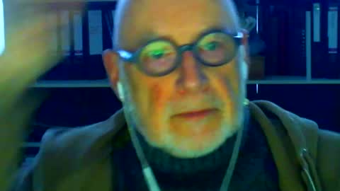 Snapshot of etonne chatting on 01.14.25 etonne online show from 01.14.25