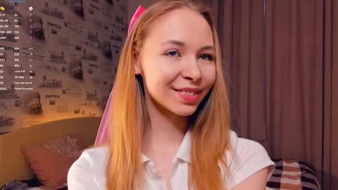 Snapshot of eugeniabrainard chatting on 02.14.25 Kira and Kamila online show from 02.14.25