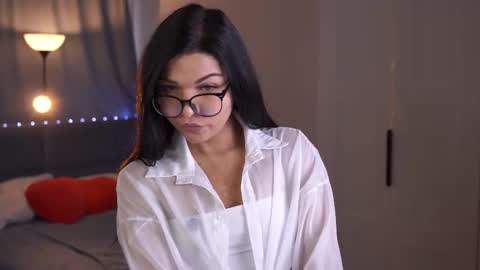 Snapshot of eulabrenneis chatting on 12.03.25 Camila online show from 12.03.25