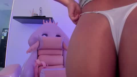 Snapshot of eva1green1 chatting on 10.02.25 eva1green1 online show from 10.02.25