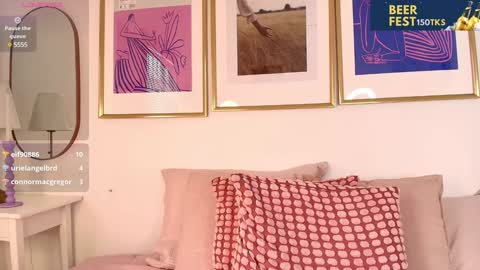 Snapshot of eva_depp chatting on 12.26.24 Evaa Depp online show from 12.26.24