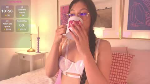 Snapshot of eva_depp chatting on 03.04.25 Evaa Depp online show from 03.04.25