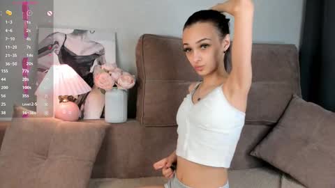 Snapshot of eva_doncray chatting on 03.06.25 Eva online show from 03.06.25