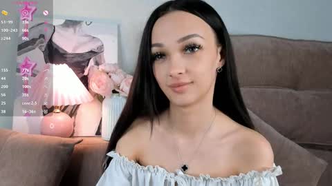 Snapshot of eva_doncray chatting on 03.07.25 Eva online show from 03.07.25
