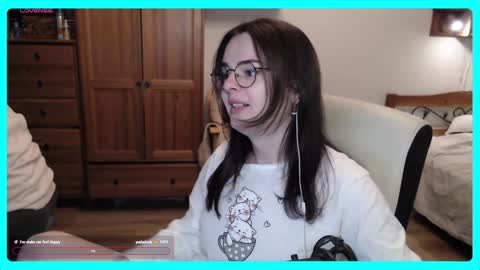 Snapshot of eva_katt chatting on 01.12.25 Gamer Katt online show from 01.12.25