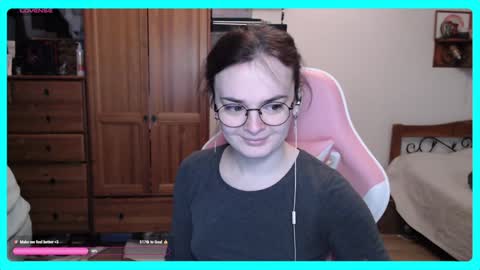 Snapshot of eva_katt chatting on 02.05.25 Gamer Katt online show from 02.05.25