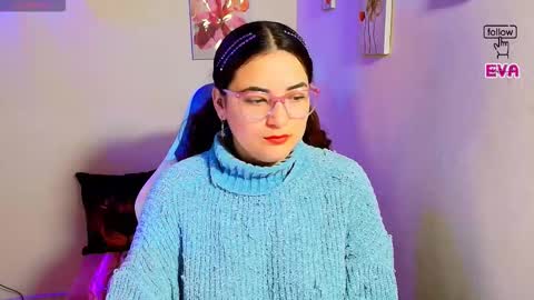 Snapshot of eva_rosse69 chatting on 11.16.25 Eva online show from 11.16.25