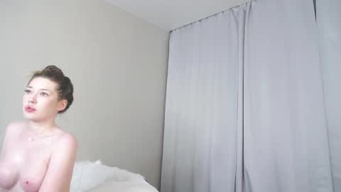 Snapshot of eva_varnerr chatting on 02.09.25 eva varnerr online show from 02.09.25