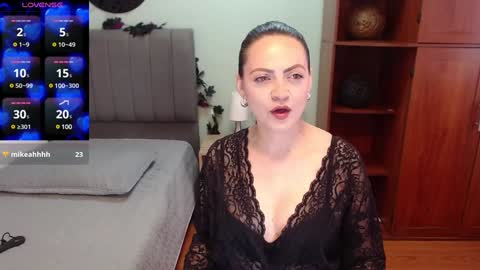 Snapshot of eva_villa chatting on 12.12.24 Eva online show from 12.12.24