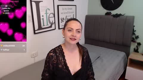 Snapshot of eva_villa chatting on 12.12.24 Eva online show from 12.12.24