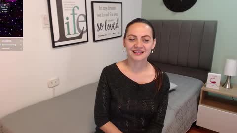 Snapshot of eva_villa chatting on 02.12.25 Eva online show from 02.12.25