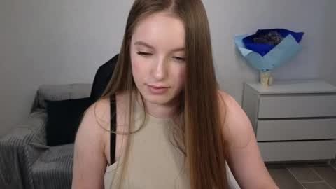 Snapshot of evajuly chatting on 12.17.24 Eva online show from 12.17.24