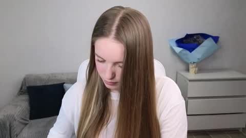 Snapshot of evajuly chatting on 01.25.25 Eva online show from 01.25.25
