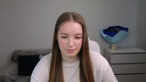 Snapshot of evajuly chatting on 02.27.25 Eva online show from 02.27.25