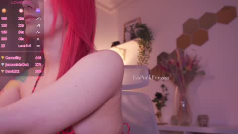 Eva online show from 01.14.25
