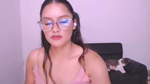 Snapshot of eve_rox18 chatting on 12.20.24 Eve Rox18 online show from 12.20.24