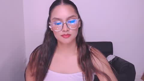 Snapshot of eve_rox18 chatting on 12.24.24 Eve Rox18 online show from 12.24.24