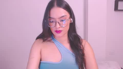 Snapshot of eve_rox18 chatting on 11.13.25 Eve Rox18 online show from 11.13.25