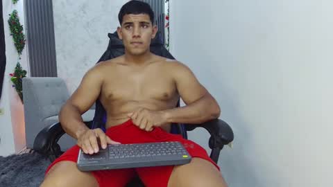 Snapshot of evessinn chatting on 09.24.25 luis online show from 09.24.25