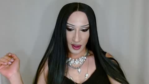 Snapshot of evezephira chatting on 09.13.25 Supreme Maestra online show from 09.13.25