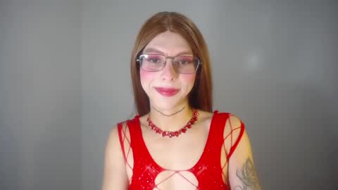 Snapshot of evi_kitty chatting on 01.22.25 Evi online show from 01.22.25