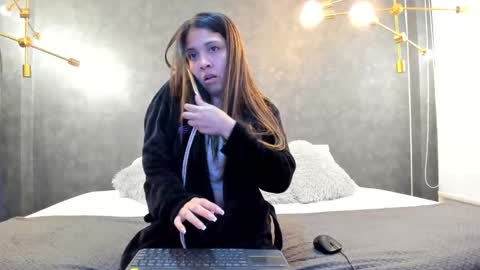 Snapshot of evolette_angels chatting on 09.26.25 EVOLETTE ANGELS online show from 09.26.25