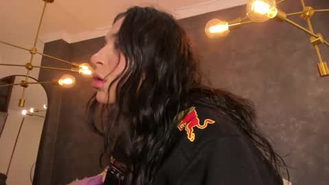 Snapshot of evolette_angels chatting on 11.11.25 EVOLETTE ANGELS online show from 11.11.25