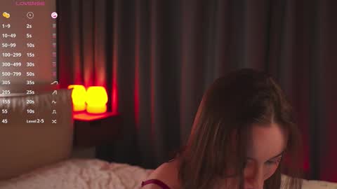 Snapshot of evvantmu chatting on 12.04.25 Eva online show from 12.04.25