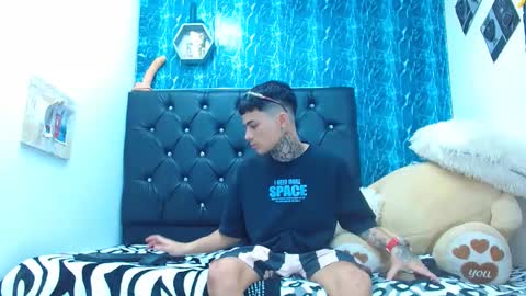 Snapshot of exotichot_couple chatting on 02.23.25 exotichot_couple online show from 02.23.25