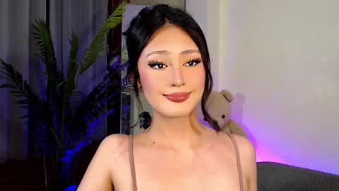 Snapshot of expensive_candyx chatting on 12.10.24 Candy  online show from 12.10.24