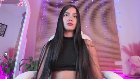 Snapshot of eyleen_lee_ chatting on 01.11.25 Eyleen online show from 01.11.25