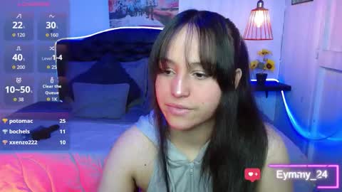 eymmy_24 online show from 10.15.25