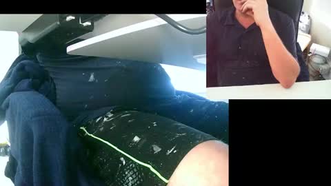 Snapshot of ezondi1 chatting on 02.06.25 EZONDI online show from 02.06.25