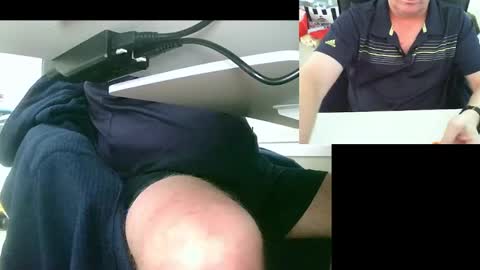 Snapshot of ezondi1 chatting on 02.15.25 EZONDI online show from 02.15.25