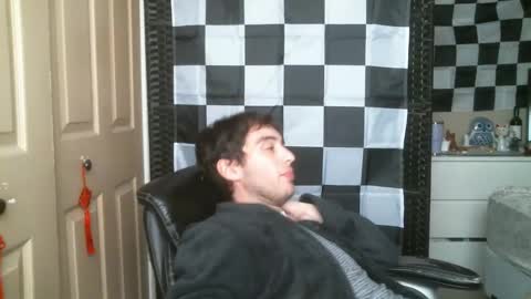 Ezra Naamah online show from 02.22.25