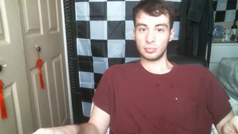 Ezra Naamah online show from 03.09.25