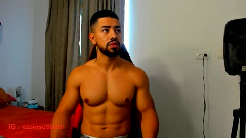 Ezzio Scolaro online show from 11.20.25