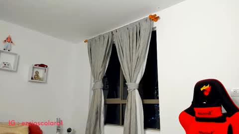 Ezzio Scolaro online show from 12.04.25