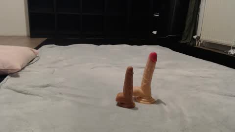 Snapshot of f707 chatting on 11.10.25 Lisa online show from 11.10.25