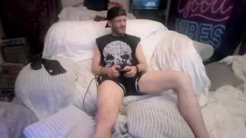 Snapshot of fadedxrated chatting on 11.06.25 fadedxxXrated online show from 11.06.25