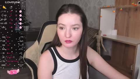 Snapshot of fairy_m00n chatting on 11.05.25 Kate online show from 11.05.25