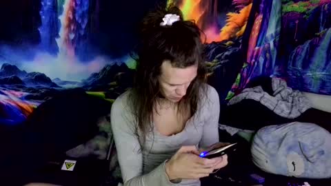 Snapshot of fairy_moan chatting on 09.22.25 fairy_moan online show from 09.22.25