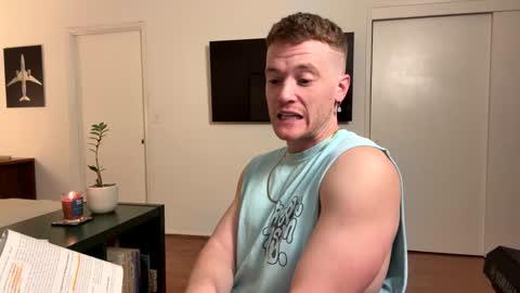 Snapshot of fairybae5 chatting on 01.30.25 Travis online show from 01.30.25