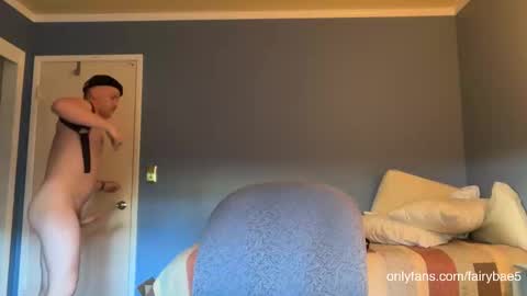 Snapshot of fairybae5 chatting on 10.21.25 Travis online show from 10.21.25