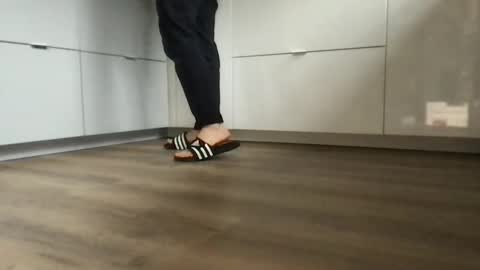 Snapshot of fantacyland chatting on 10.15.25 Alex online show from 10.15.25