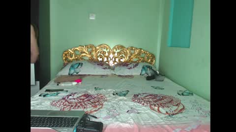 Snapshot of farfalina_hot chatting on 02.23.25 farfalina online show from 02.23.25