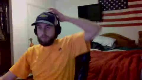 Snapshot of farmboy2398 chatting on 11.23.25 farmboy2398 online show from 11.23.25