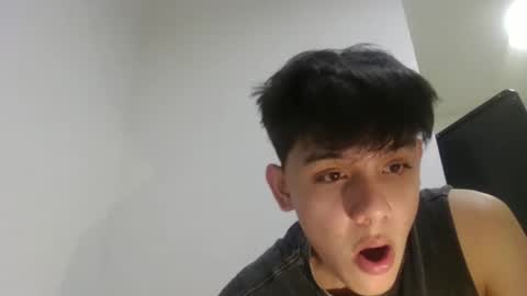 Snapshot of fastfucker_22 chatting on 12.01.25 fastfucker_22 online show from 12.01.25