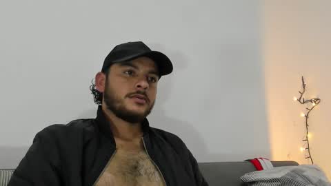 Snapshot of favid95 chatting on 01.11.25 favid95 online show from 01.11.25