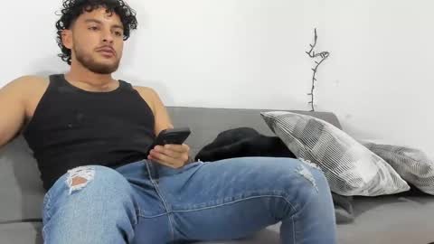 Snapshot of favid95 chatting on 02.02.25 favid95 online show from 02.02.25